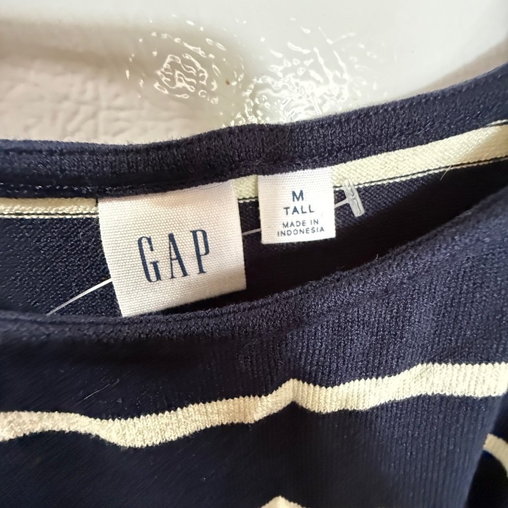 GAP Navy and white Striped Shirt